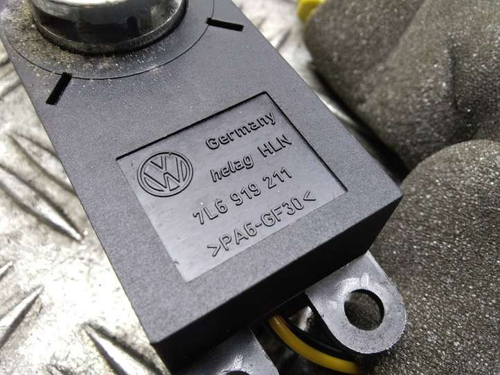 Volkswagen Touareg I (2002 - 2010)  7L6919211 Включатель надувной подушки для пассажира