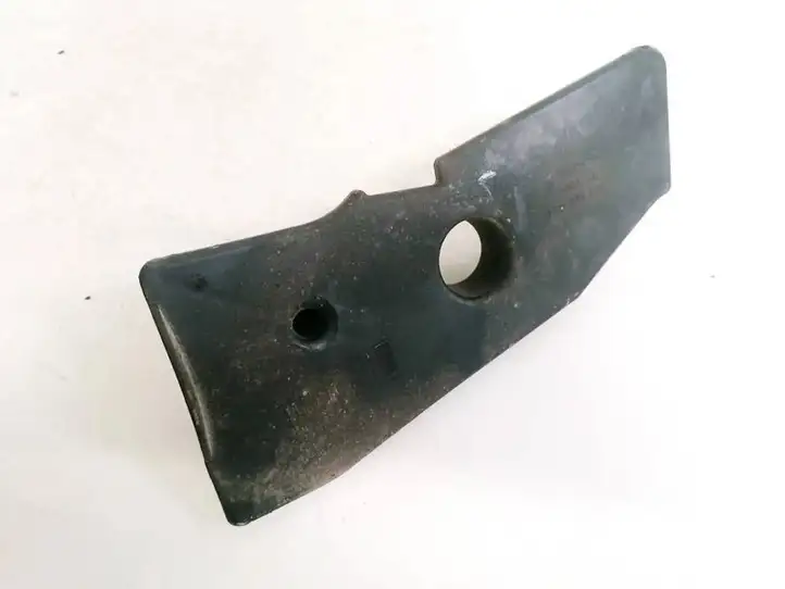 Volkswagen Touran I (2003 - 2010) 1T1823229 Прочие детали салона — фото 1