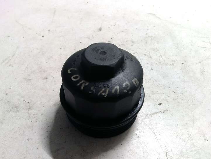 Opel Corsa C (2003 - 2006)  406102008 Крышка масляного фильтра