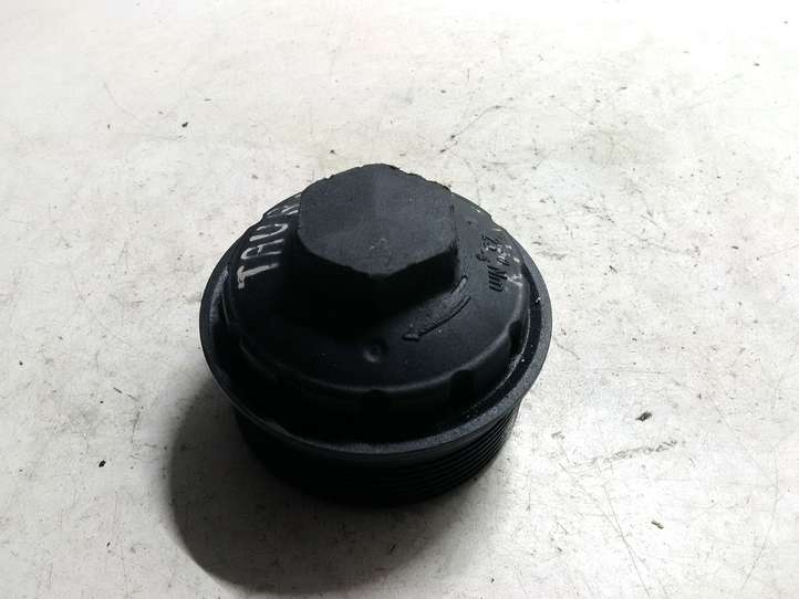Volkswagen Touran I (2003 - 2010)  6790839430 Крышка масляного фильтра