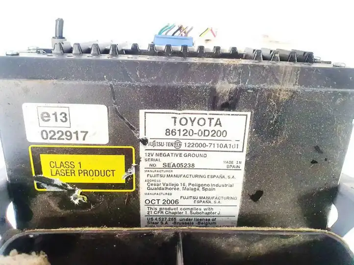 Toyota Yaris (2005 - 2009) 861200d200 Магнитола / мультимедийная система — фото 2