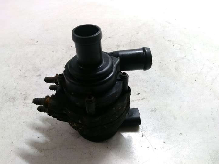 Volkswagen Touareg I (2002 - 2010)  7L0965561L Циркуляционный электрический двигатель