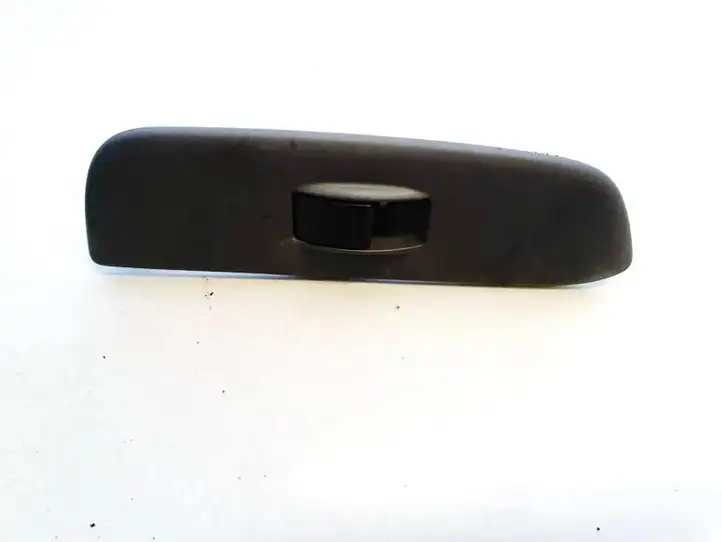 Toyota RAV 4 (XA20) (2000 - 2005) 7423142140 Блок кнопок стеклоподъемников — фото 1