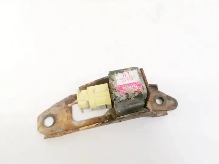Toyota RAV 4 (XA20) (2000 - 2005) 8917442030 Датчик удара SRS — фото 1