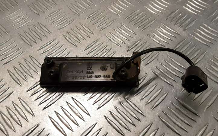 Volkswagen Touareg I (2002 - 2010)  1J0827566L Ручка задней крышки