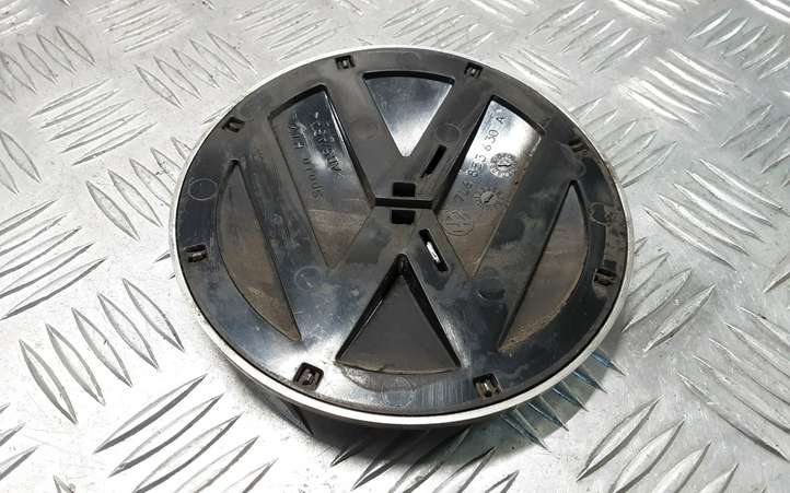 Volkswagen Touareg I (2002 - 2010)  7L6853630A Значок производителя / буквы модели