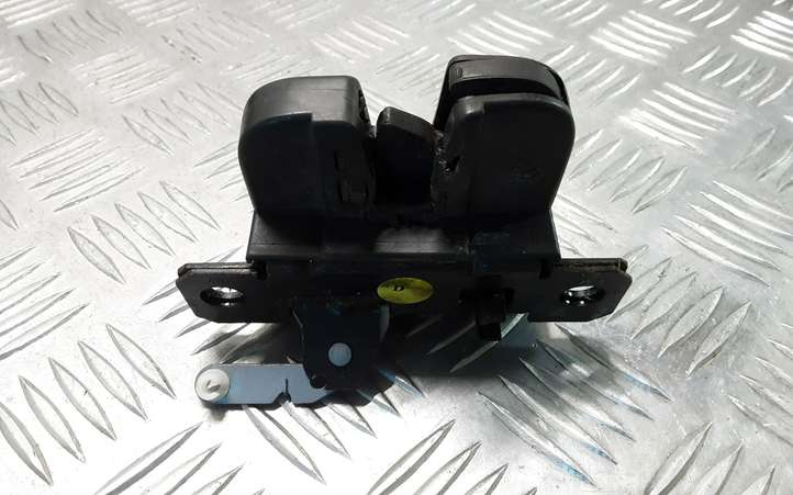 Volkswagen Touareg I (2002 - 2010)  7L6827505C Замок задней крышки