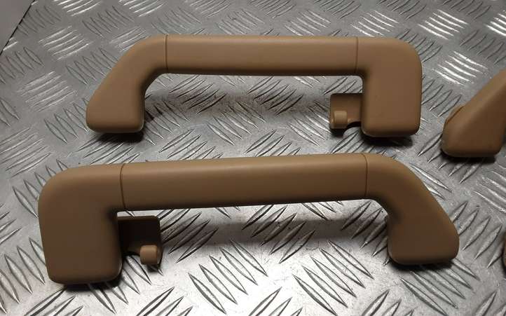 Volkswagen Touareg I (2002 - 2010)  7L0857608A Передняя звукоизоляция