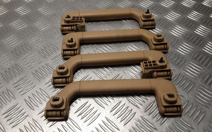 Volkswagen Touareg I (2002 - 2010)  7L0857608A Передняя звукоизоляция