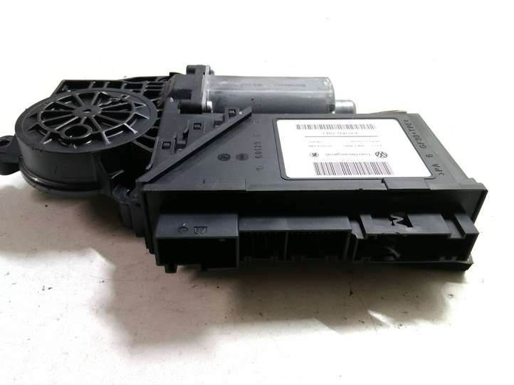 Volkswagen Touareg I (2002 - 2010)  3D0959794E Механизм подъема окон задней двери