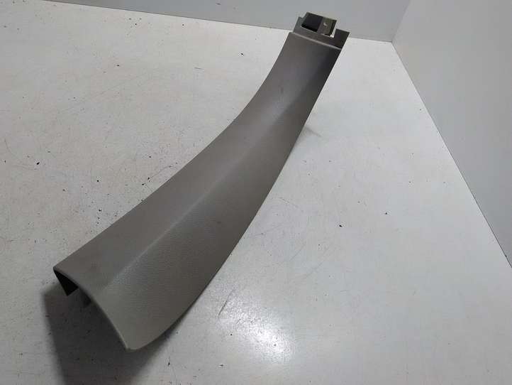 Mercedes-Benz ML W164 (2005 - 2011)  A1647402470 Обшивка крышки багажника