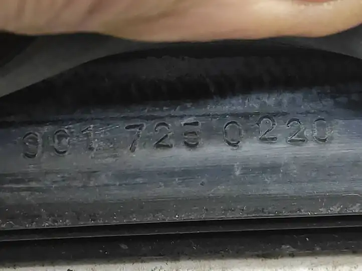 Mercedes-Benz Sprinter W901 W902 W903 W904 (1995 - 2007) 9017250220 Треугольное стекло передней двери — фото 2