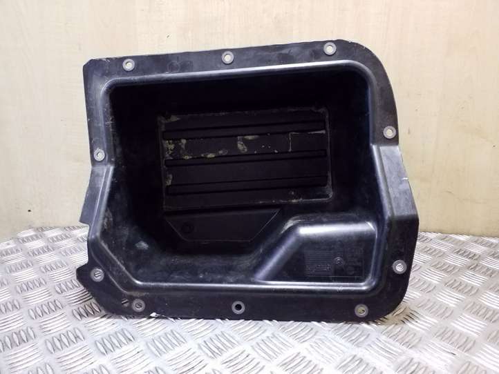 Skoda Yeti (2009 - 2012)  5L6801287 Ящик для вещей