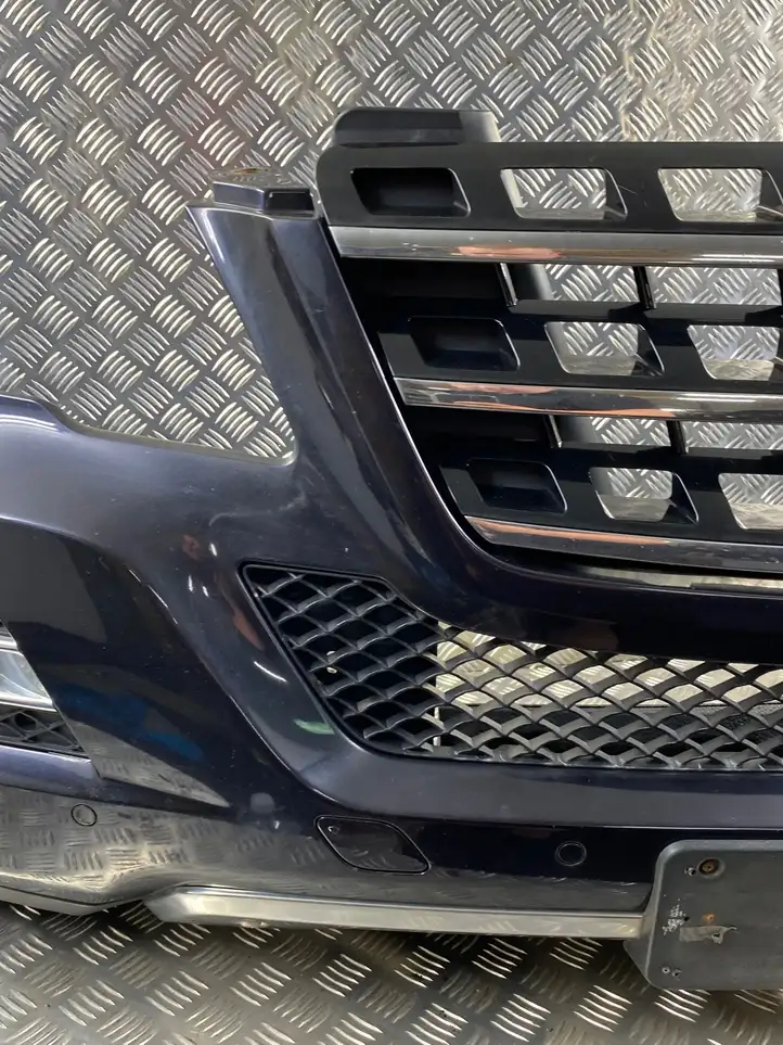 Mercedes-Benz ML W164 (2005 - 2011) Передний бампер — фото 8