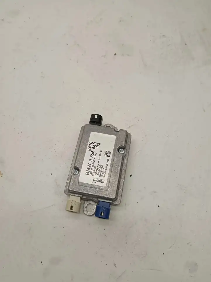BMW M6 F06/F12/F13 (2012 - 2018) 9355549 USB модуль — фото 1