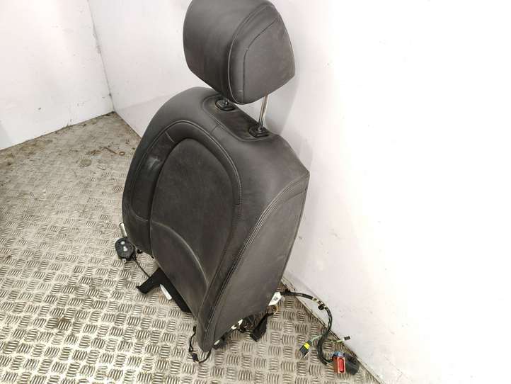 Citroen C6 (2005 - 2012)  2802200 Передняя звукоизоляция