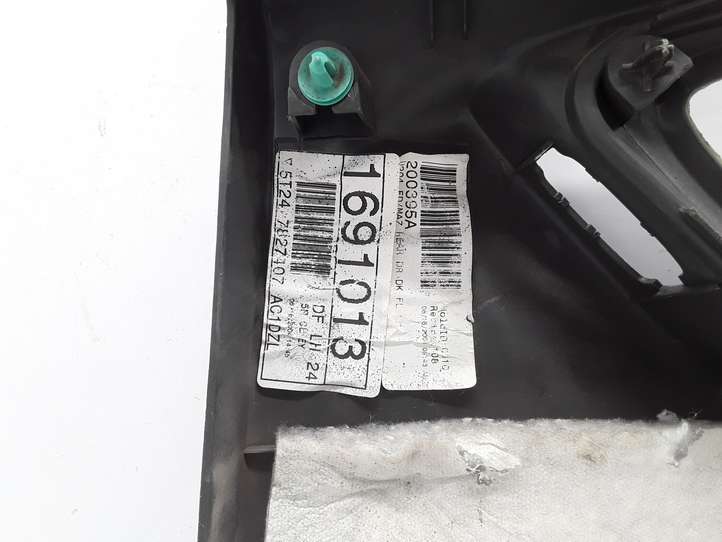 Mazda Tribute (2004 - 2007)  5T247827407 Обшивка задней двери