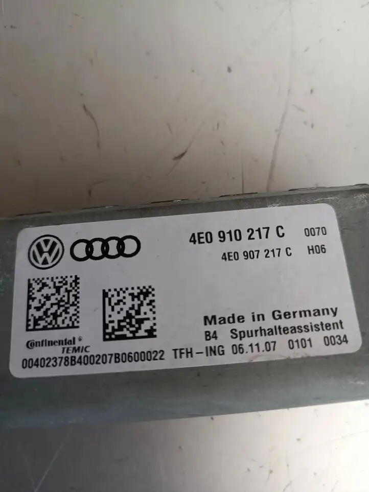 Audi A8 S8 D3 4E (2005 - 2007) 4E0910217C Камера в лобовом стекле — фото 3