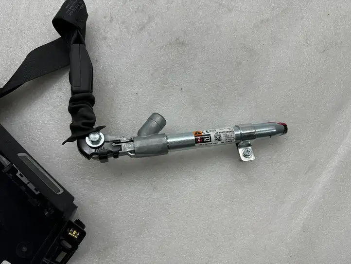 Tesla Model X (2015 - 2021) 113673205E Верхняя обшивка стойки B — фото 5