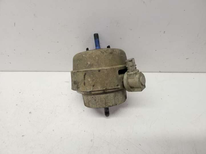 Audi A6 (2004 - 2008)  4F0199382H Подушка двигателя