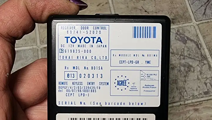 Toyota Yaris (1999 - 2003) 8974152020 Блок управления дверью — фото 2