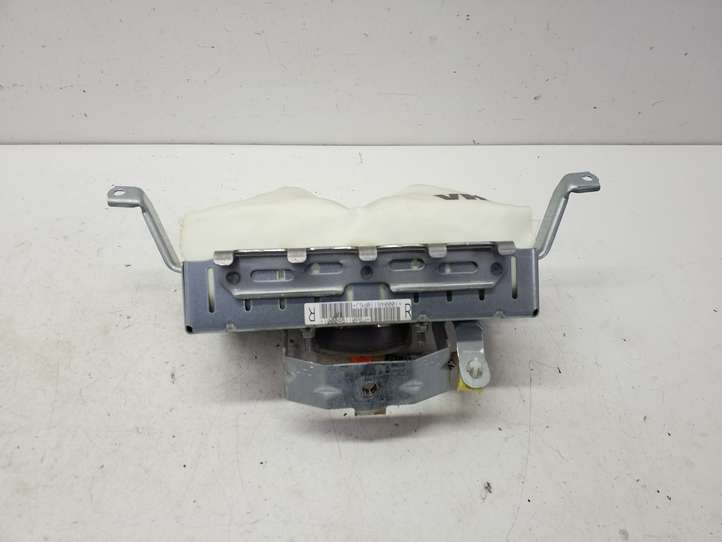 Toyota Avensis T270 (2009 - 2012)  8214005 Подушка безопастности пассажира