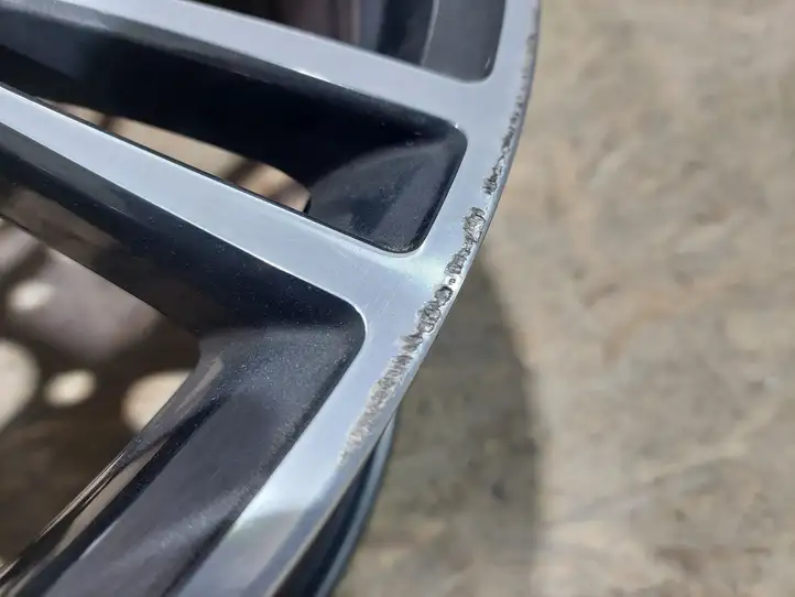 BMW X4 G02 (2018 - ) 8043671 Легкосплавный колесный диск R21 — фото 2