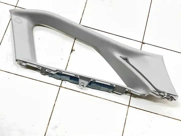 Toyota Auris E180 (2012 - 2018) 6247002300 Держатель шторки — фото 1
