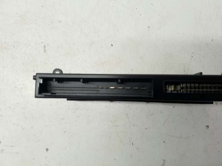 BMW 3 E90 E91 (2005 - 2012)  6135913447901 Mодуль kомфортa