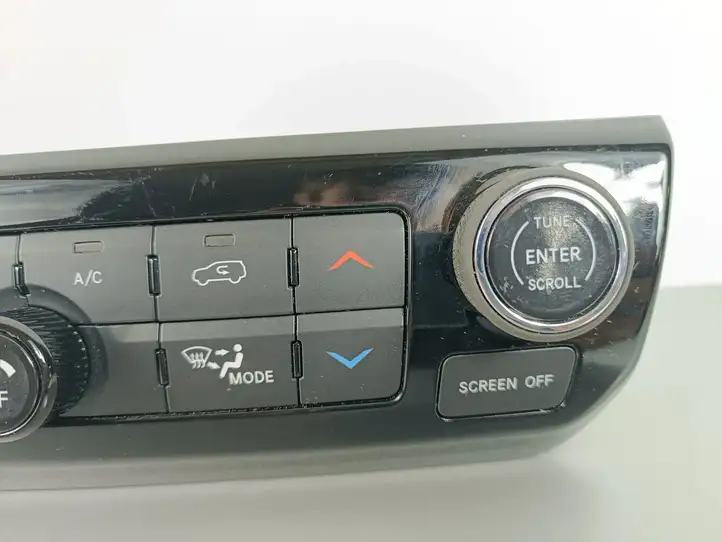 Jeep Compass (2017 - ) P68524982AA Блок управления климат-контролем — фото 6