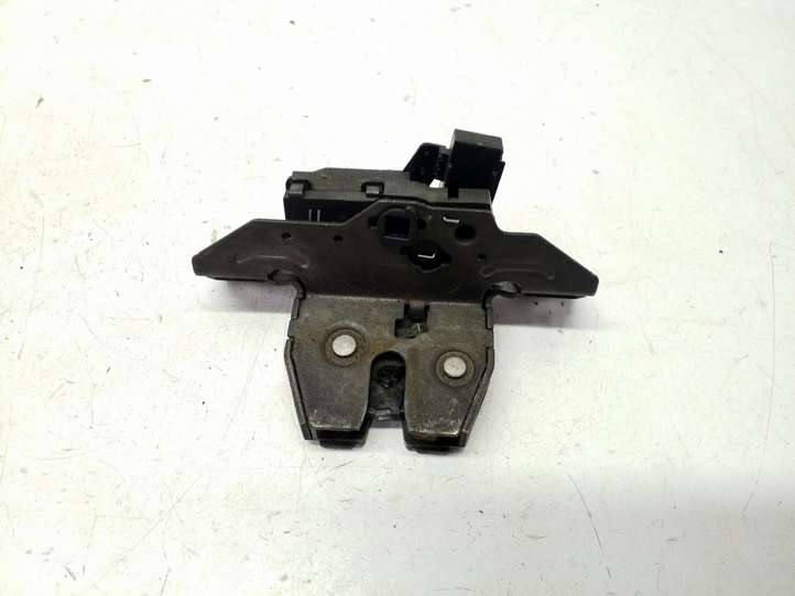 Opel Astra (2009 - 2012)  13587646 Замок задней крышки
