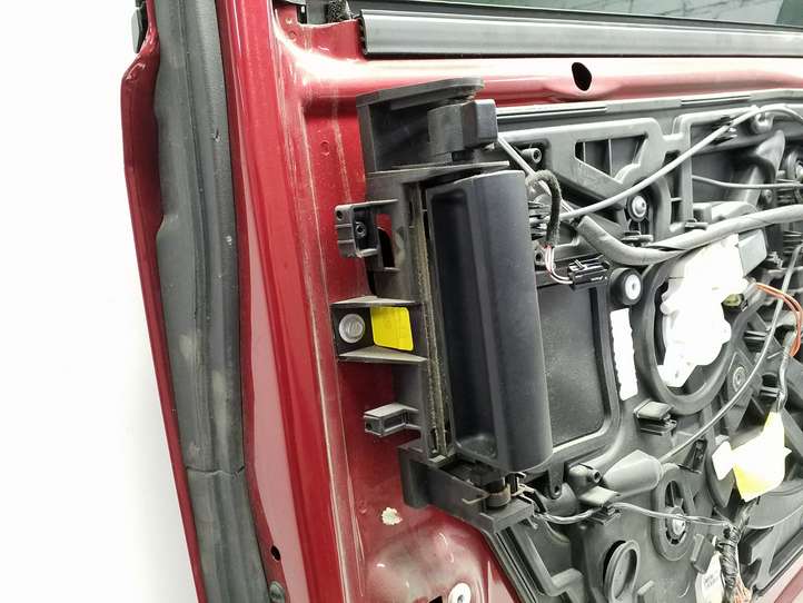 Chrysler Town and Country (2010 - 2016)   Боковые раздвижные двери