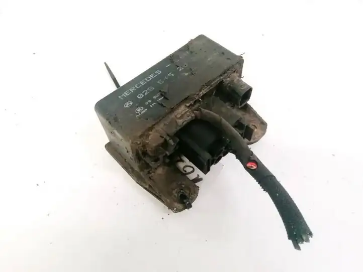 Mercedes-Benz Sprinter W901 W902 W903 W904 (1995 - 2007) 0255452832 Реле накала свечей — фото 1