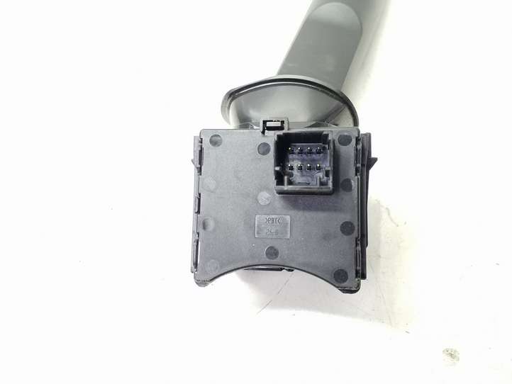 Opel Meriva (2010 - 2014)  20941131 Ручка стеклоочистителей