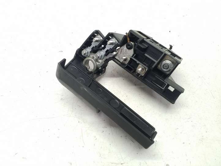 Audi A6 (2008 - 2011)  4F0915519 Узел подключения плюсовых проводов