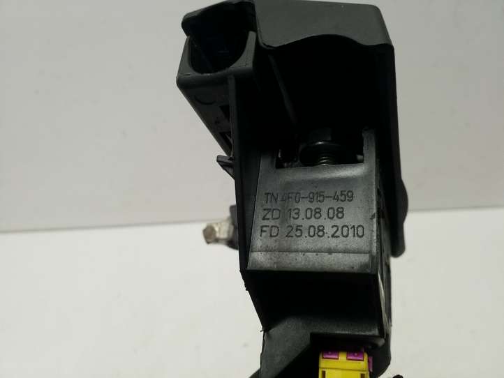 Audi A6 (2008 - 2011)  4F0915519 Узел подключения плюсовых проводов