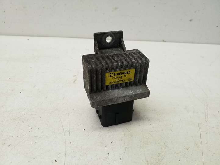 Nissan Juke I F15 (2010 - 2018)  8200859243 Реле подогрева свеч