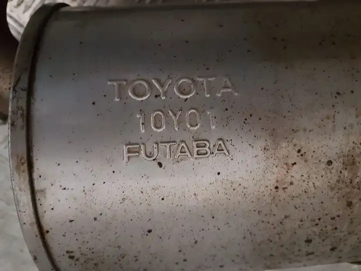 Toyota Yaris (2014 - 2019) 174300M120 Глушитель — фото 2