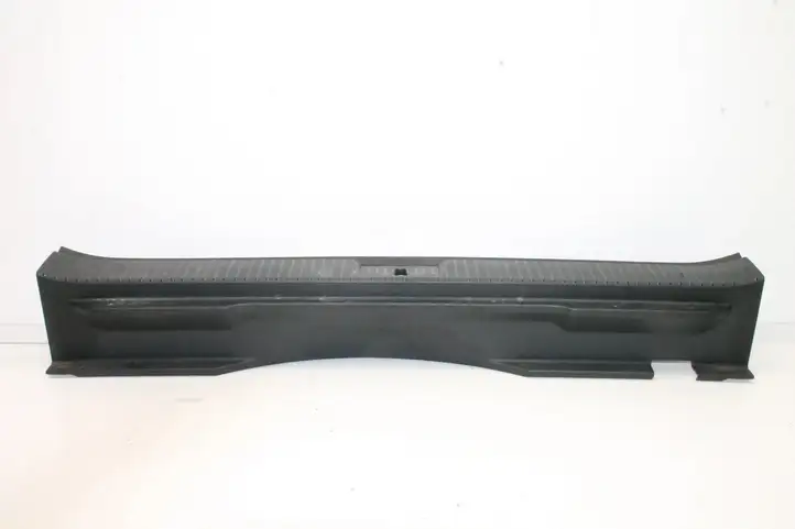 Volkswagen PASSAT B8 (2015 - ) 3G9863459 Отделка порога багажника — фото 1