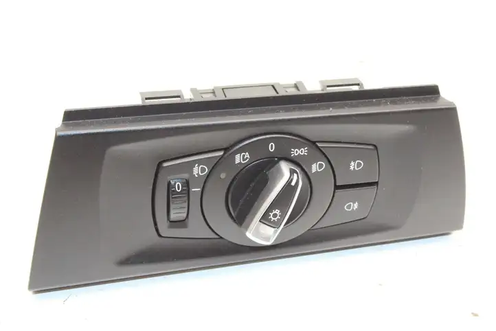 BMW 3 E90 E91 (2005 - 2012) 9169406 Включатель фонарей — фото 1