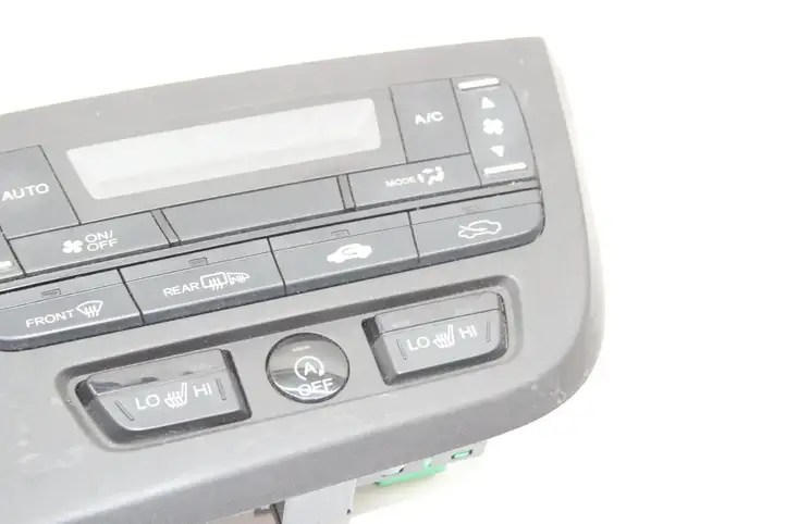 Honda Civic IX (2011 - 2017) 79600TV0G4 Управление климат контролем — фото 3