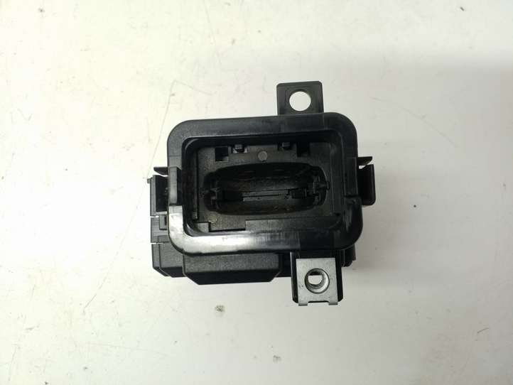 Audi A5 (2007 - 2011)  8K0909131C Замок зажигания