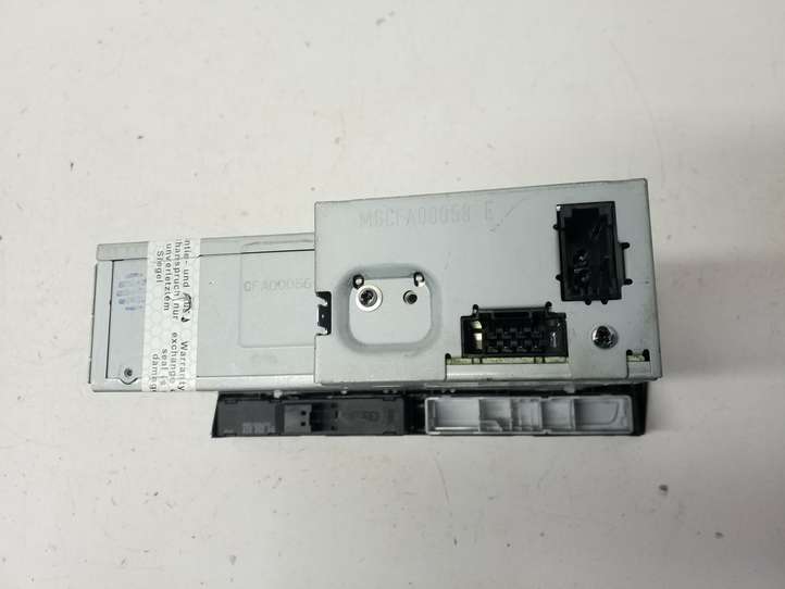 Audi A5 (2007 - 2011)  8T2035110C CD/DVD чейнджер