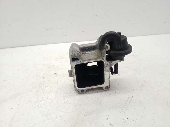 Volvo V70 (2013 - 2016)   Клапан EGR