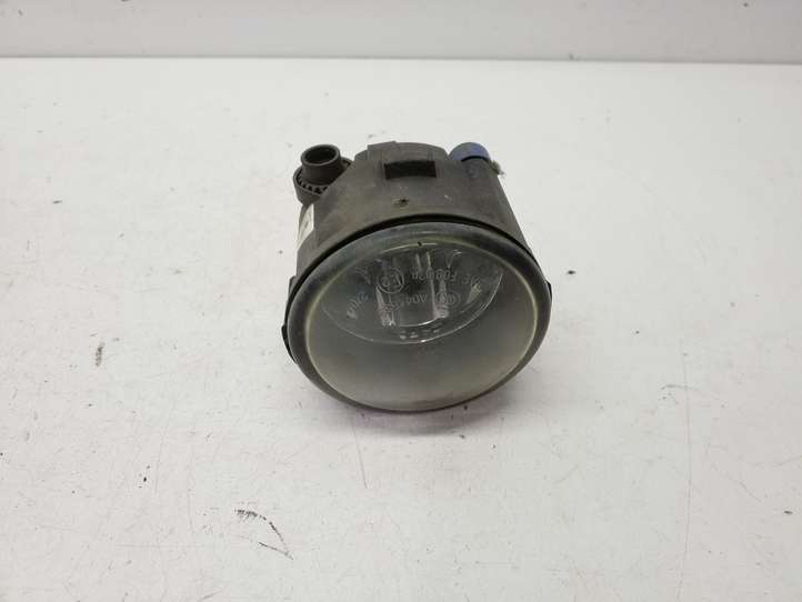 Nissan Juke I F15 (2010 - 2018)  89208203 Передняя противотуманная фара