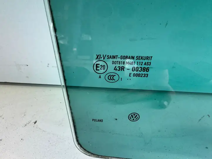 Volkswagen Touareg II (2010 - 2018) 7P5845025A Стекло задней двери — фото 4
