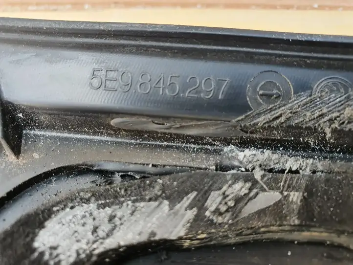 Skoda Octavia Mk3 (5E) (2013 - 2019) 5E9845297 Заднее боковое стекло — фото 8