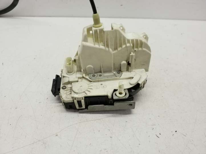 Chrysler Town and Country (2010 - 2016)  P04589694AD Передняя звукоизоляция
