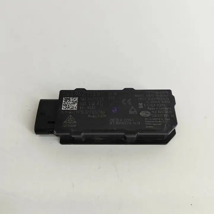 Volkswagen ID.3 (2019 - ) 5WA962133D Антенна бесключевого доступа — фото 1