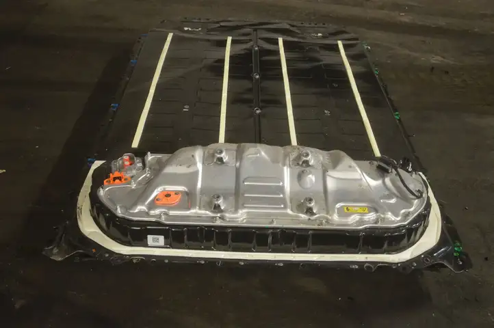 Tesla Model Y (2019 - 2024) 170001200C Аккумулятор гибридного / электрического автомобиля — фото 1